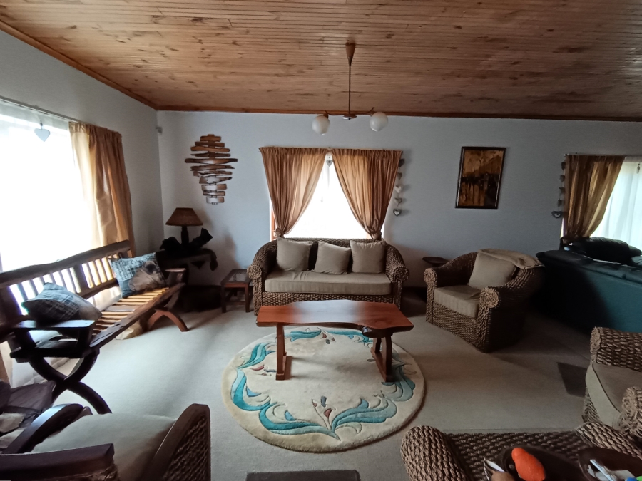 2 Bedroom Property for Sale in Noorsekloof Eastern Cape